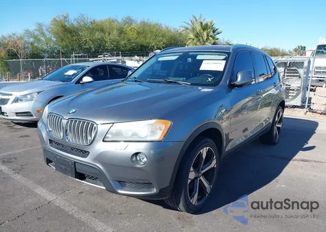 2011 BMW X3 xDrive28I z USA, uszkodzony, nr VIN 5UXWX5C55BL714832